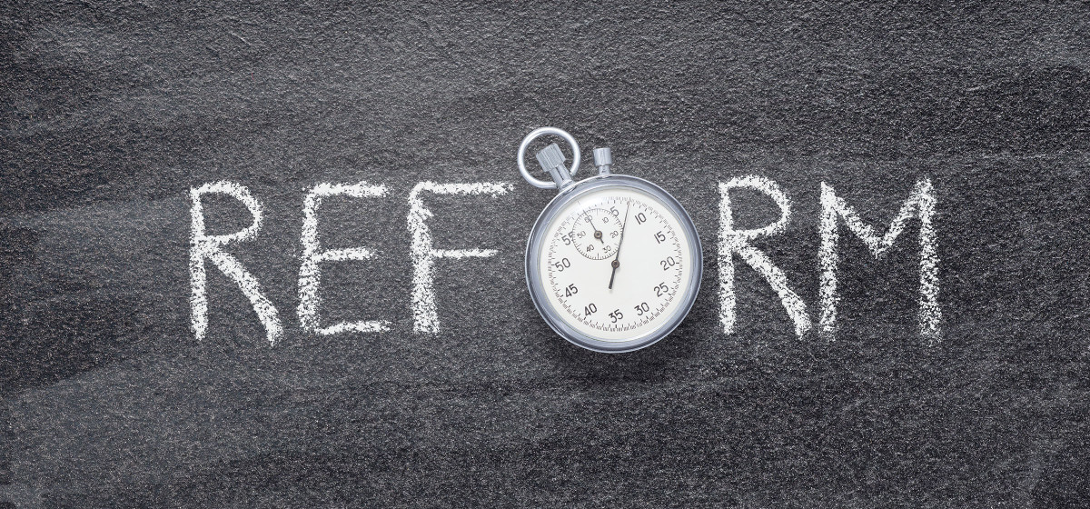Experten fordern umfassende Pflegereform